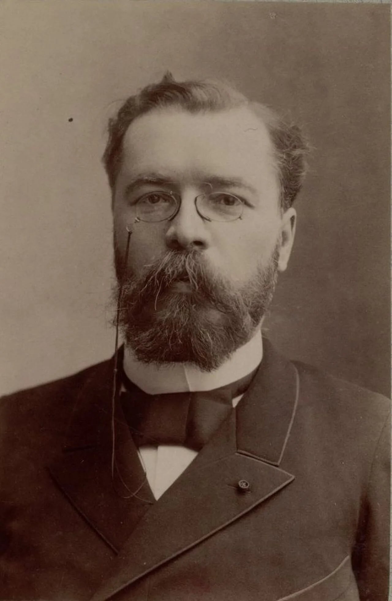 Portrait of Henri Lozé (1850–1915) – memorial page