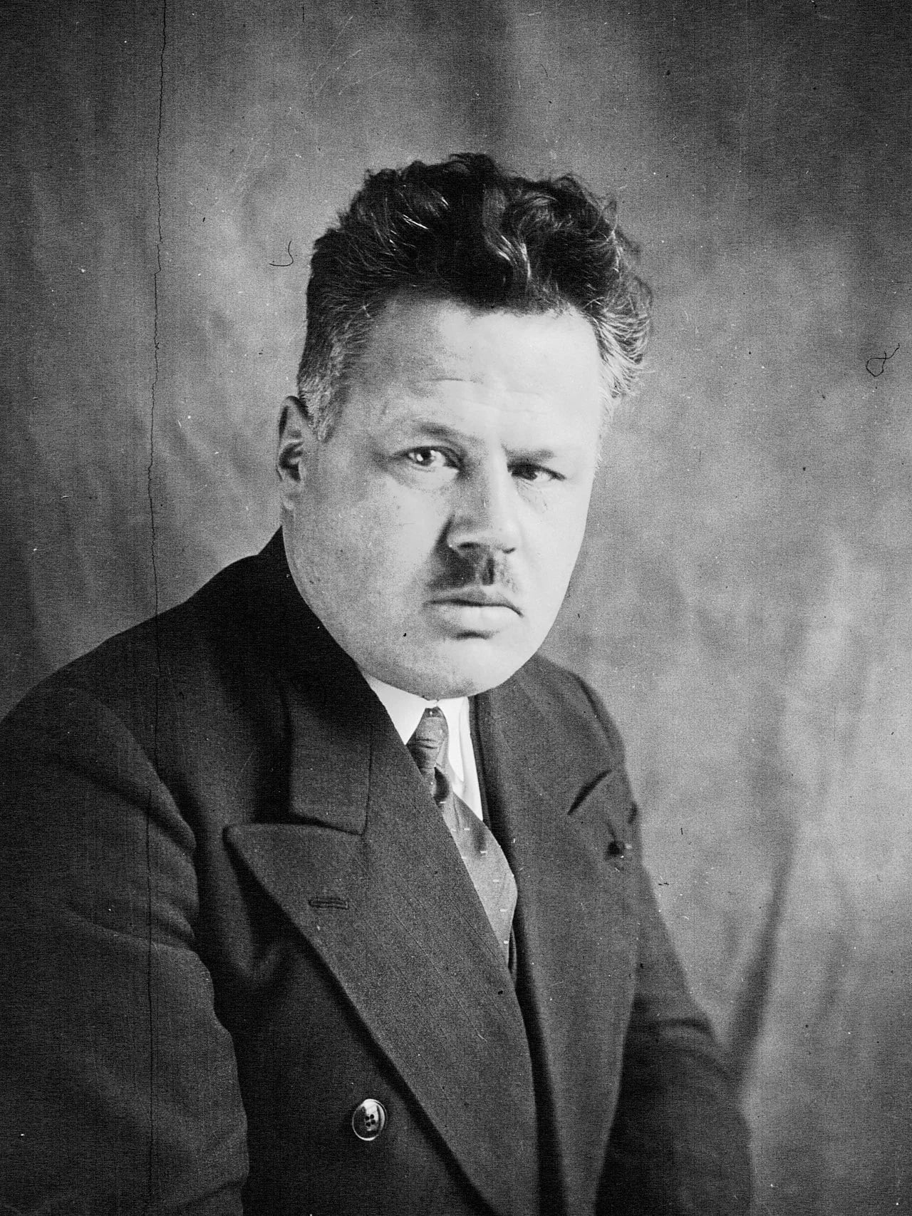 Porträt von Henri Maupoil (1891–1971) – Gedenkseite
