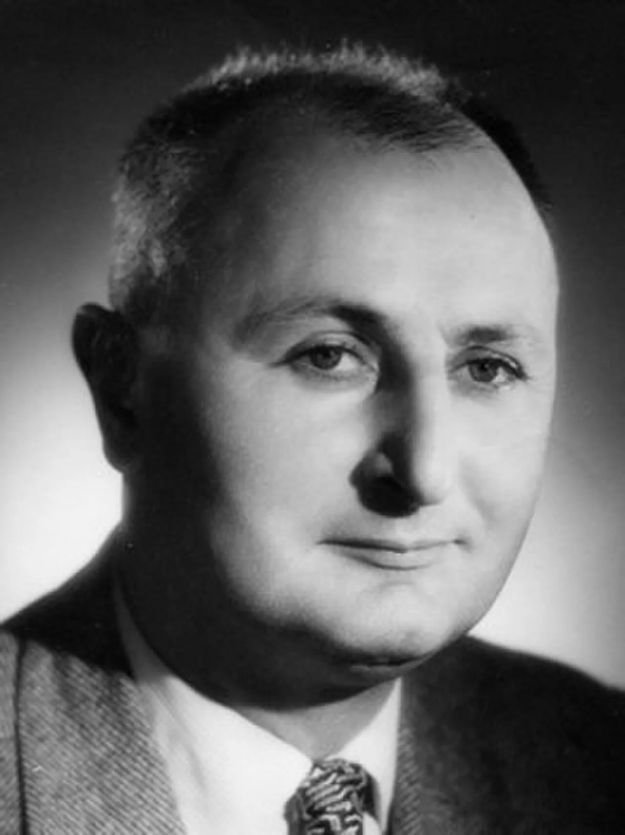 Portrait of Henri Ueberschlag (1912–1976) – memorial page