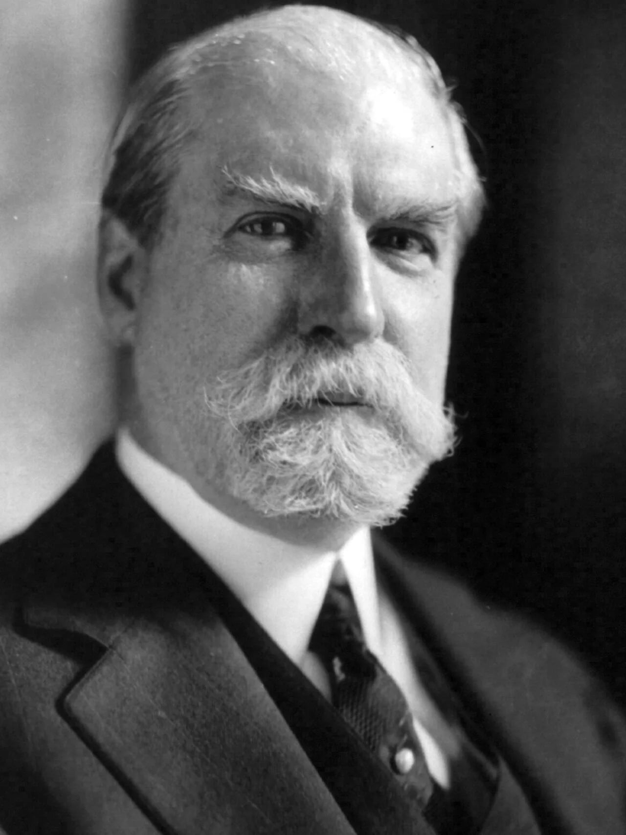 Portrait of Charles Evans Hughes (1862–1948) – memorial page