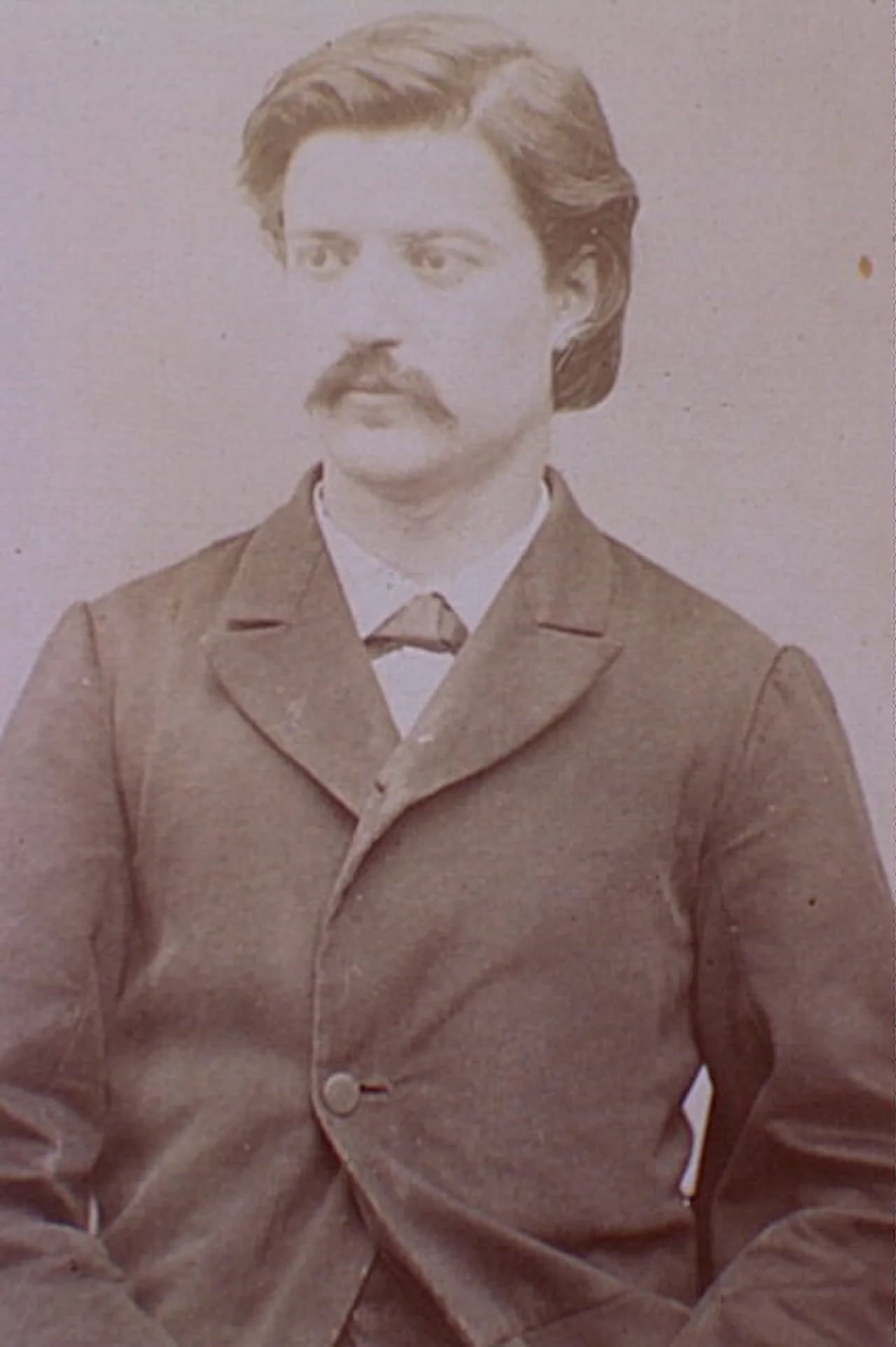Porträt von Henry Louis Champy (1846–1902) – Gedenkseite