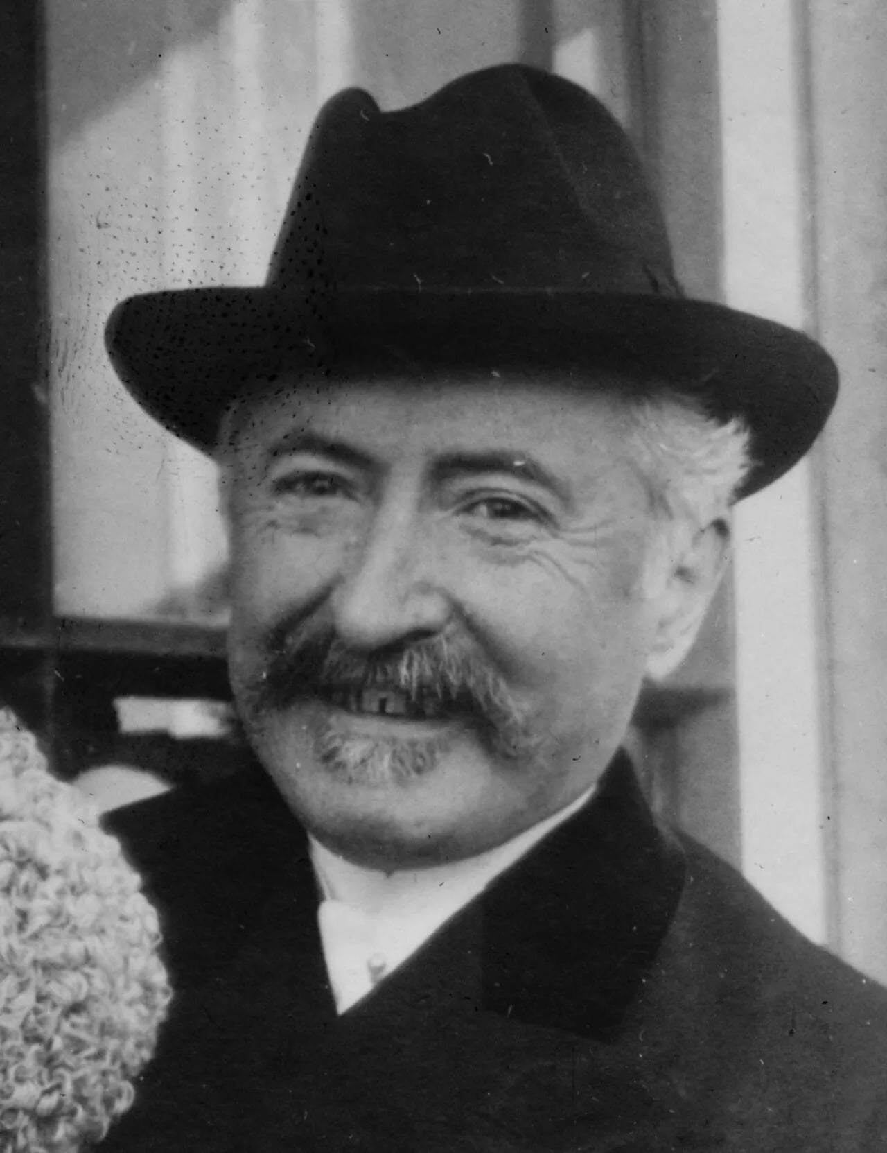 Porträt von Hélie de Talleyrand-Périgord (1859–1937) – Gedenkseite