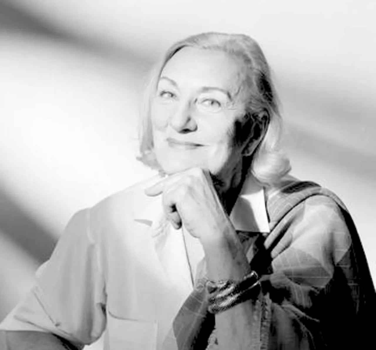 Portrait of Hélène Duc (1917–2014) – memorial page