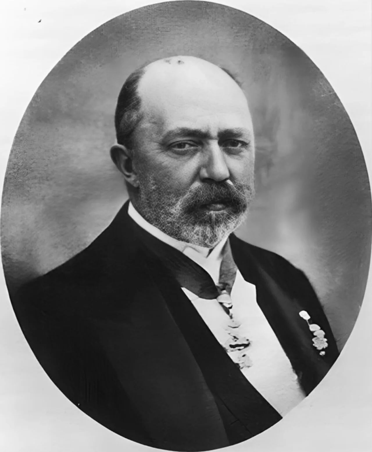 Porträt von Robert I. (1848–1907) – Gedenkseite