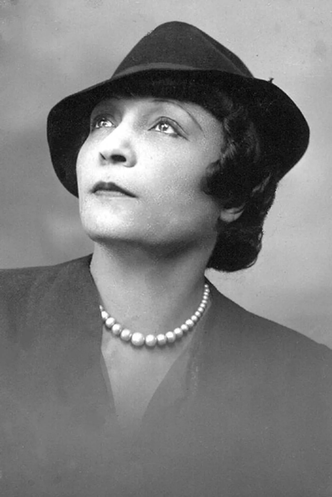 Portrait of Ida Faubert (1882–1969) – memorial page
