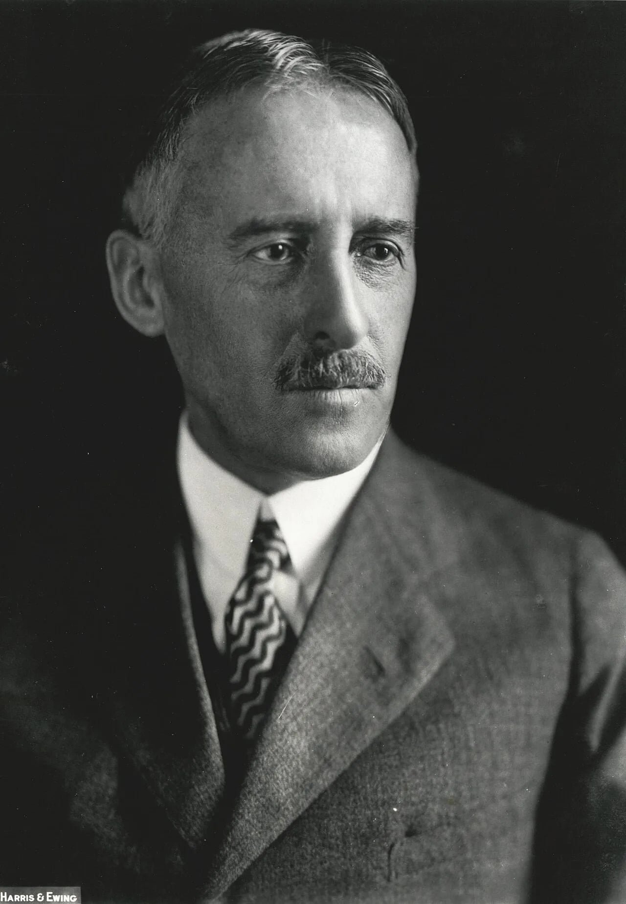 Porträt von Henry L. Stimson (1867–1950) – Gedenkseite