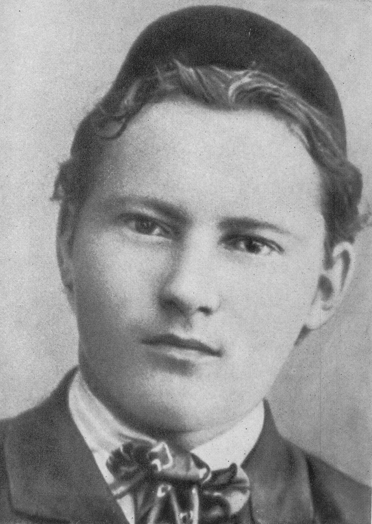 Portrait of Ğabdulla Tuqay (1886–1913) – memorial page