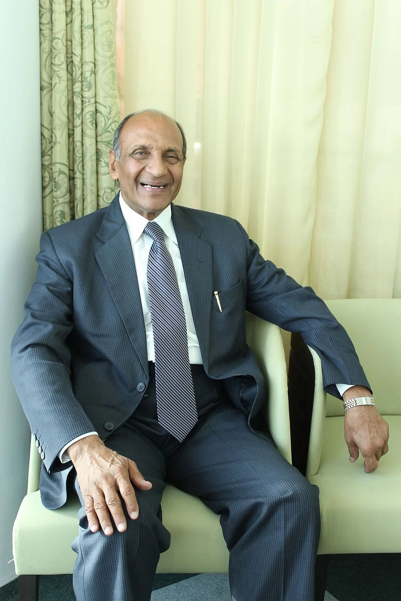 Portrait of Ishwar Modi (1940–2017) – memorial page