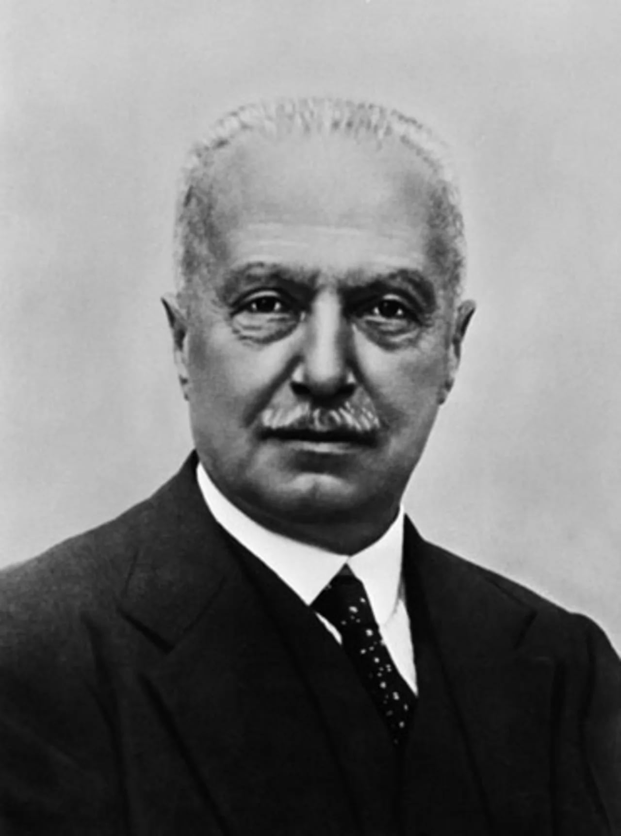 Portrait of Giovanni Agnelli (1866–1945) – memorial page