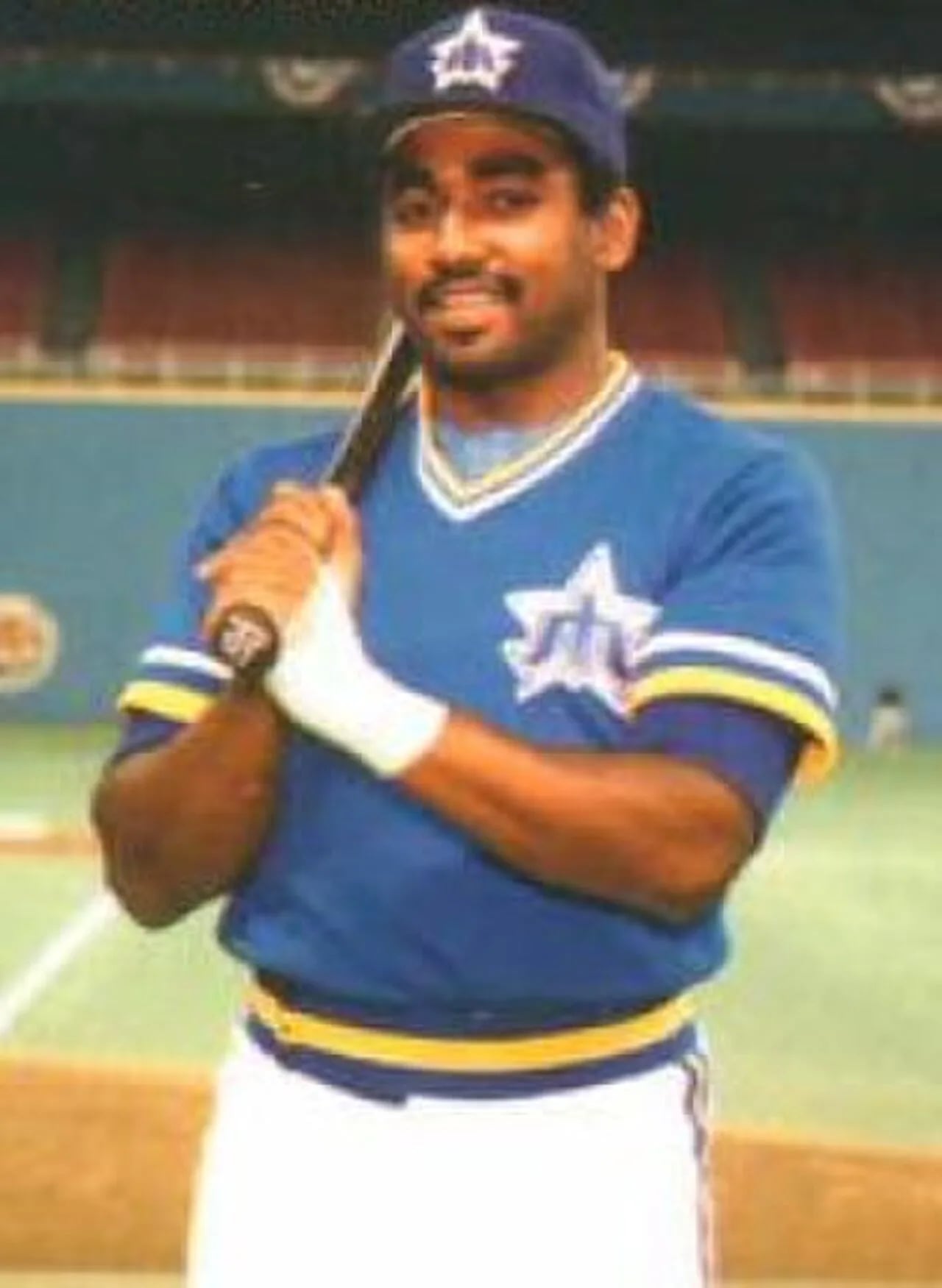 Portrait of Iván Calderón (1962–2003) – memorial page
