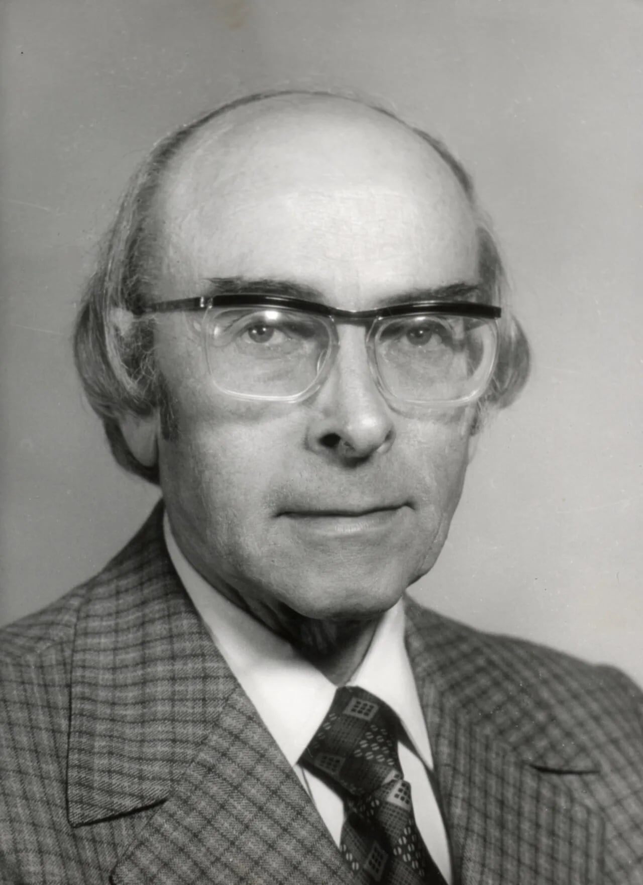 Porträt von Jacques Arnold (1912–1995) – Gedenkseite