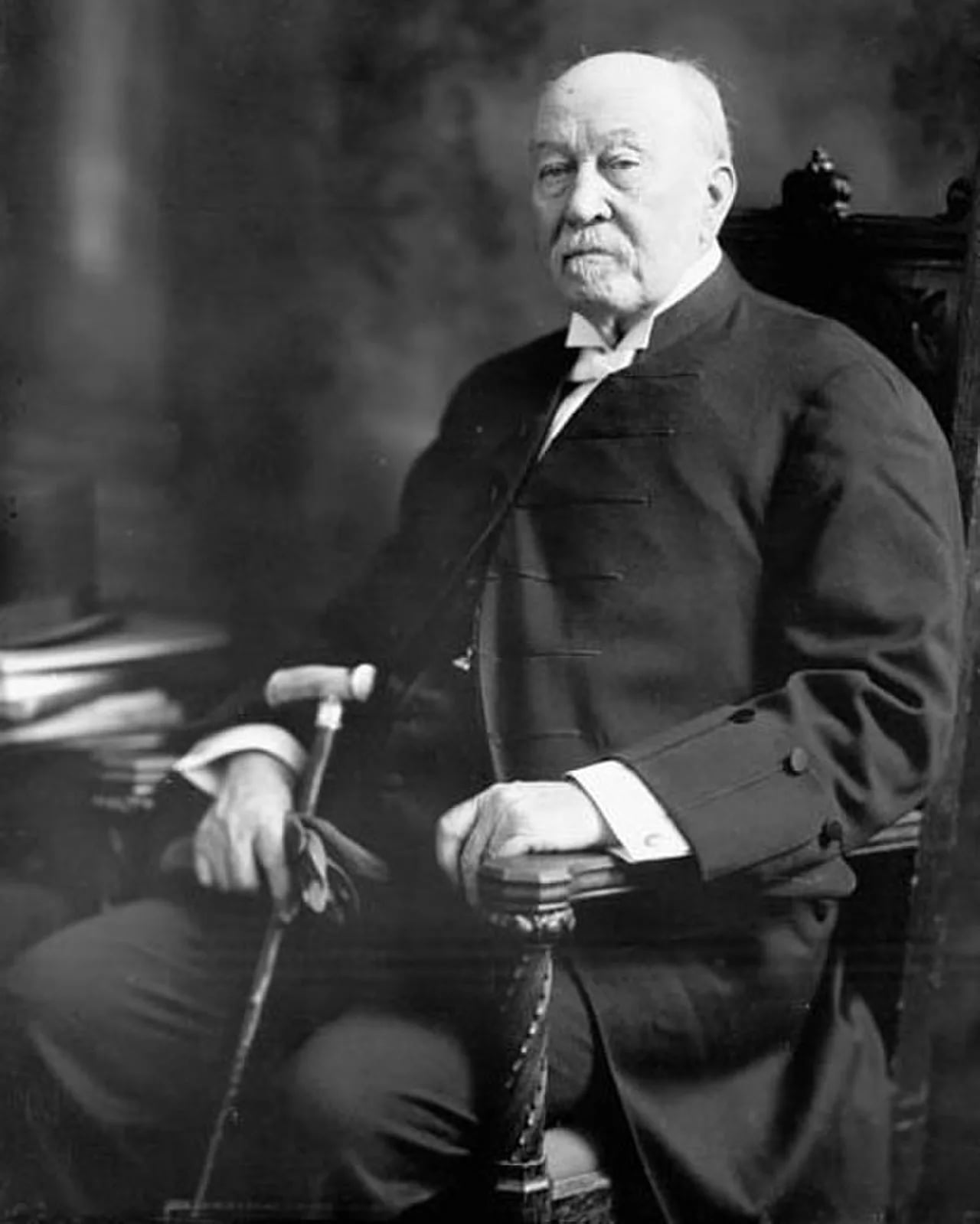 Portrait of James Moffat Douglas (1839–1920) – memorial page