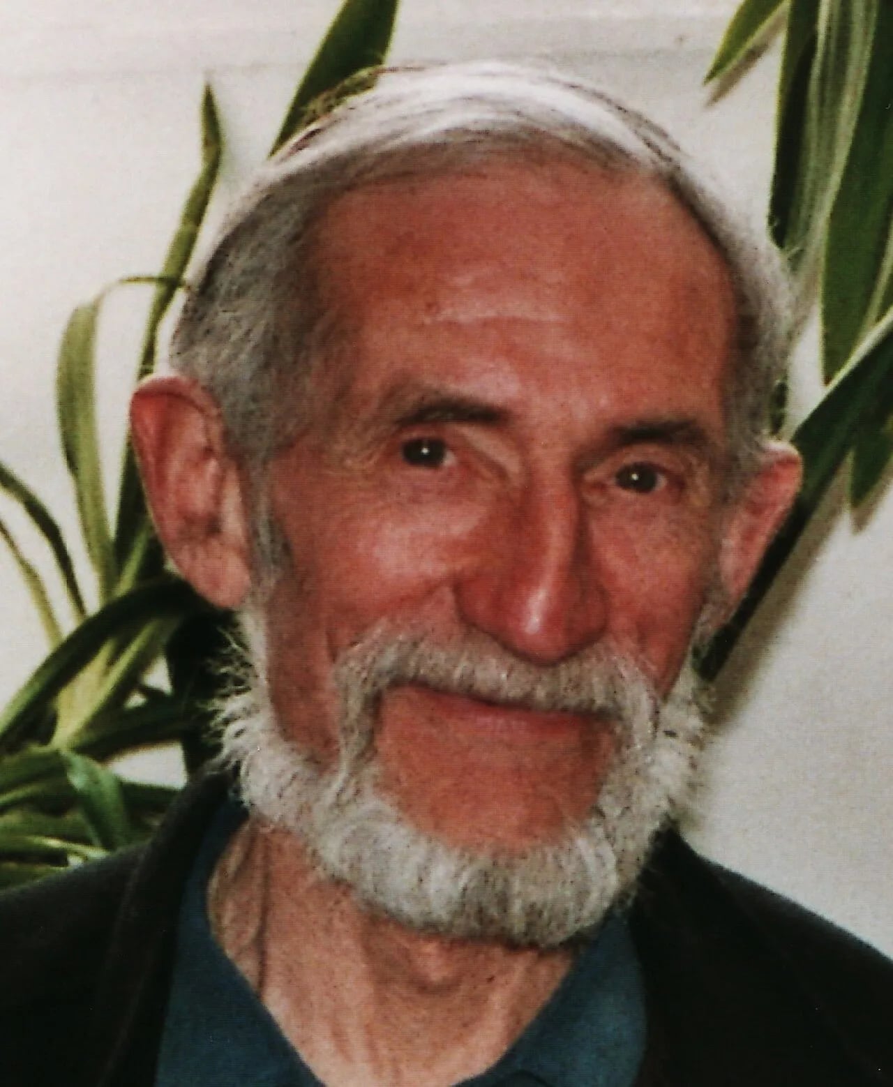 Portrait of Jean-Baptiste Libouban (1935–2021) – memorial page