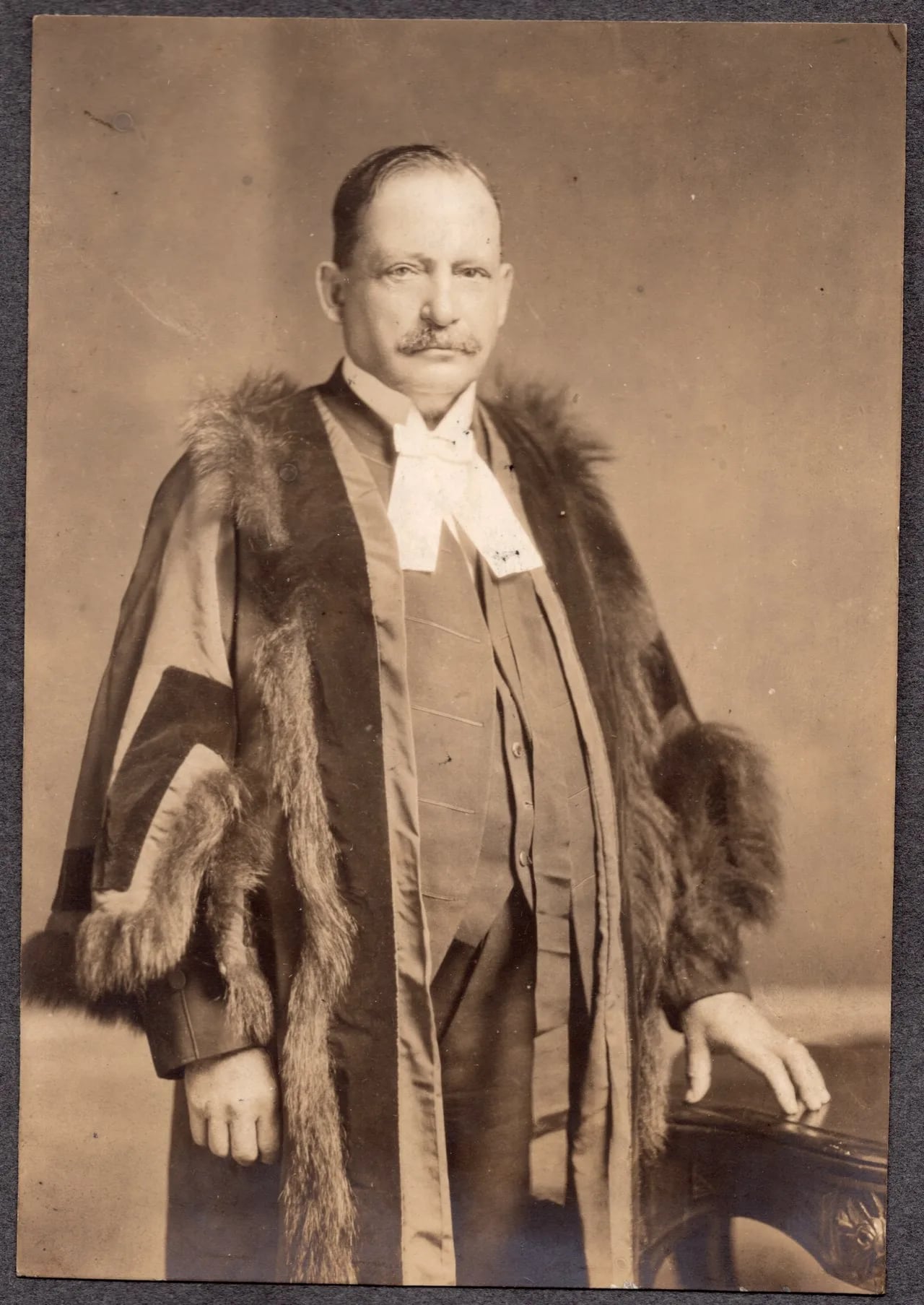 Porträt von Jean-Cléophas Blouin (1864–1934) – Gedenkseite