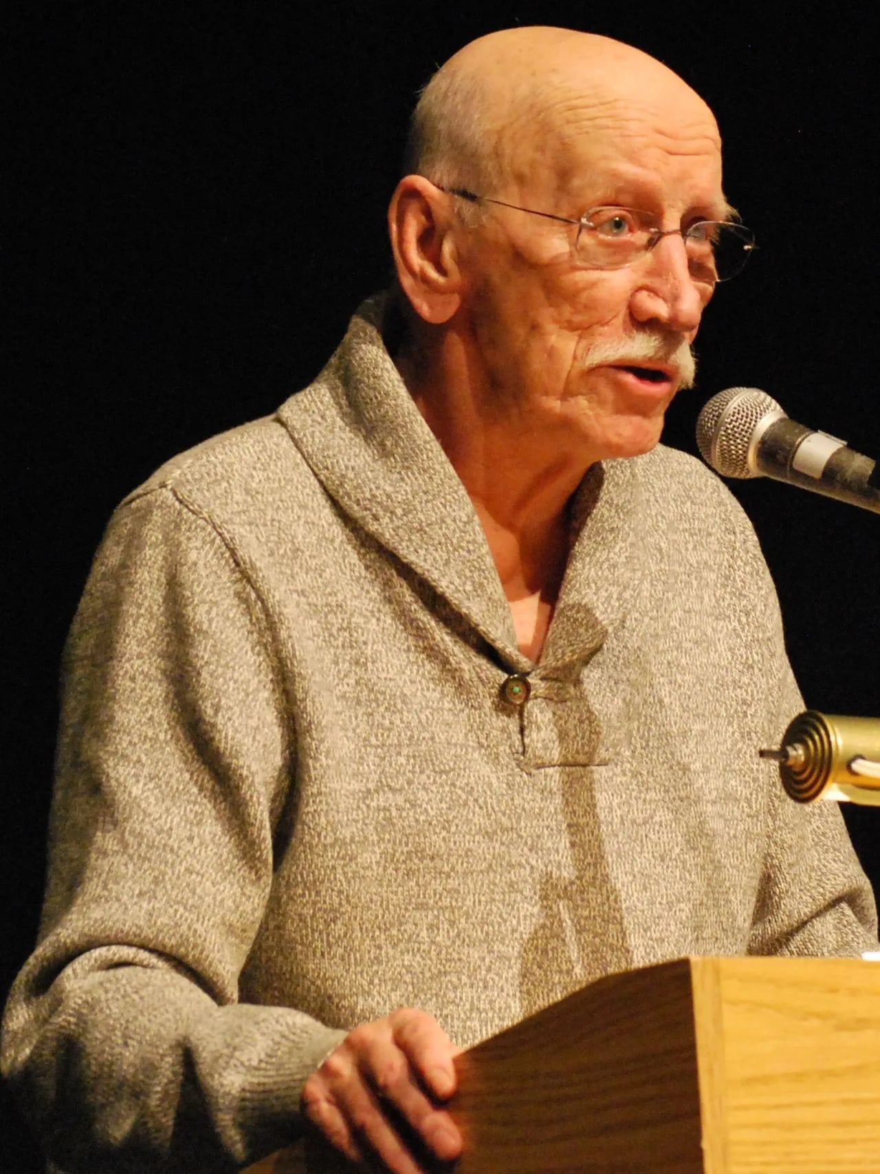 Porträt von Jean-Marc Piotte (1940–2023) – Gedenkseite
