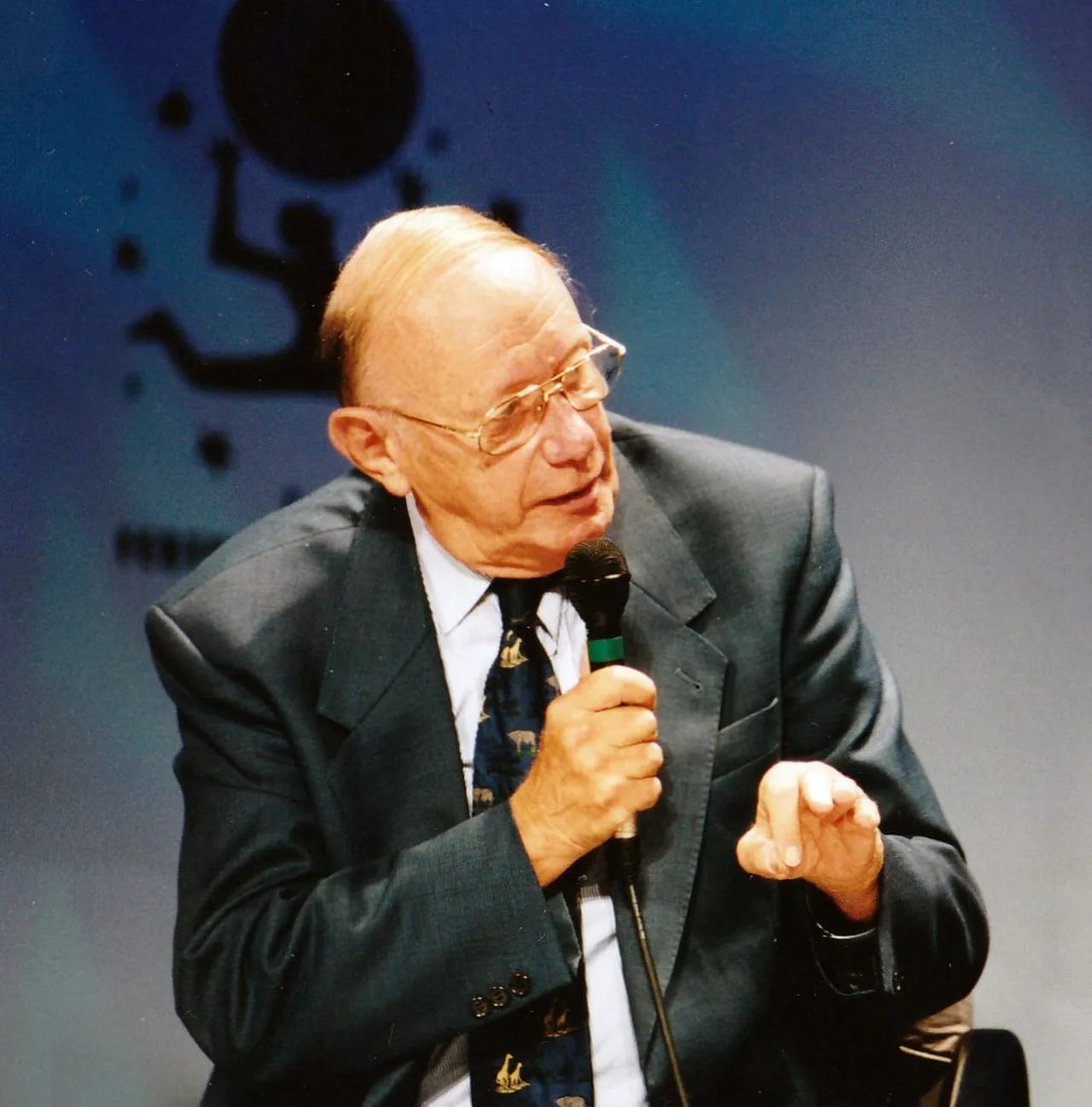 Portrait of Jean-Paul Fuchs (1925–2018) – memorial page