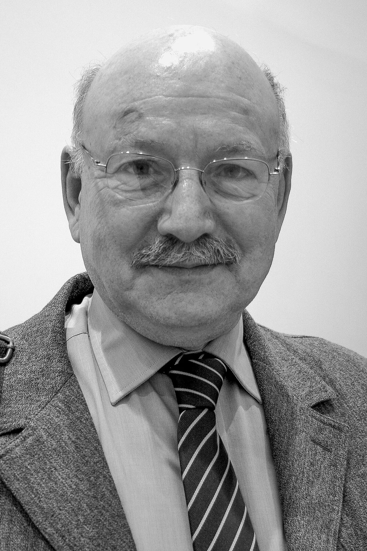 Portrait of Jean-Pierre Rioux (1939–2024) – memorial page