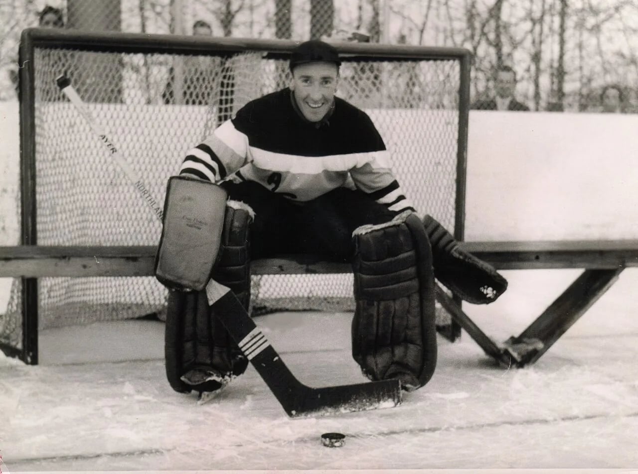 Portrait of Jean Ayer (1930–2012) – memorial page