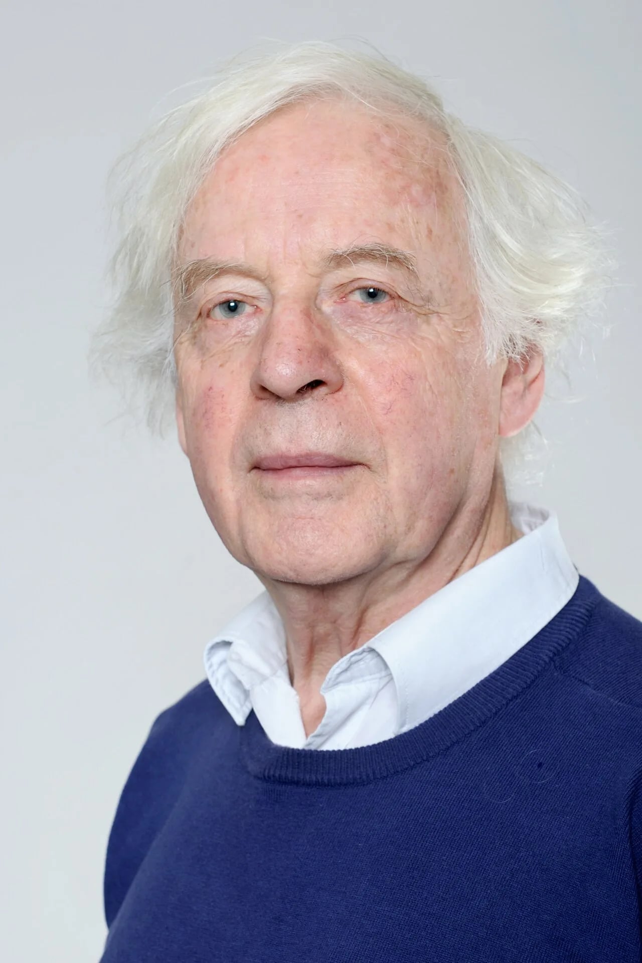 Portrait of Jean Kergrist (1940–2019) – memorial page