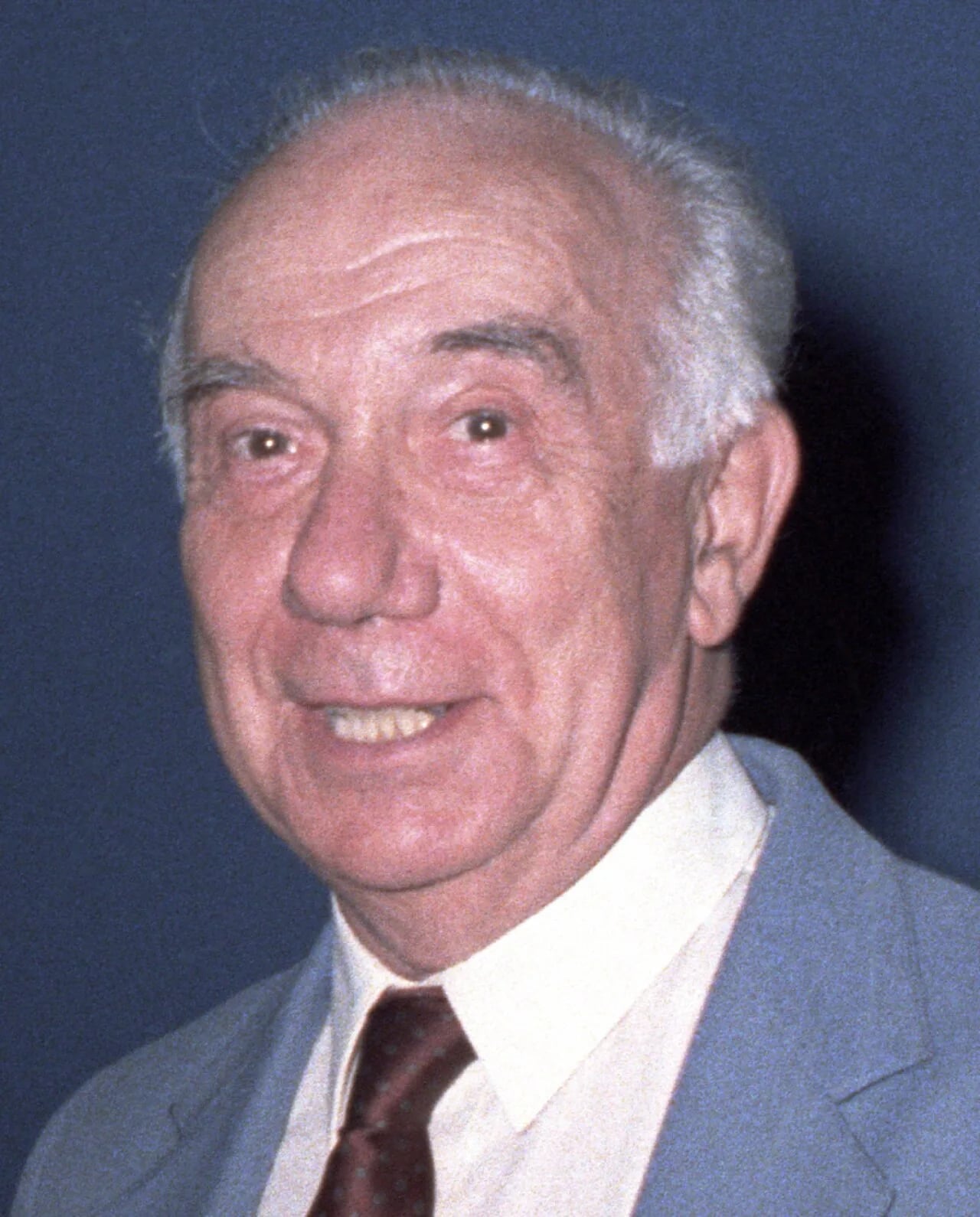 Porträt von Jean Marcadé (1920–2012) – Gedenkseite