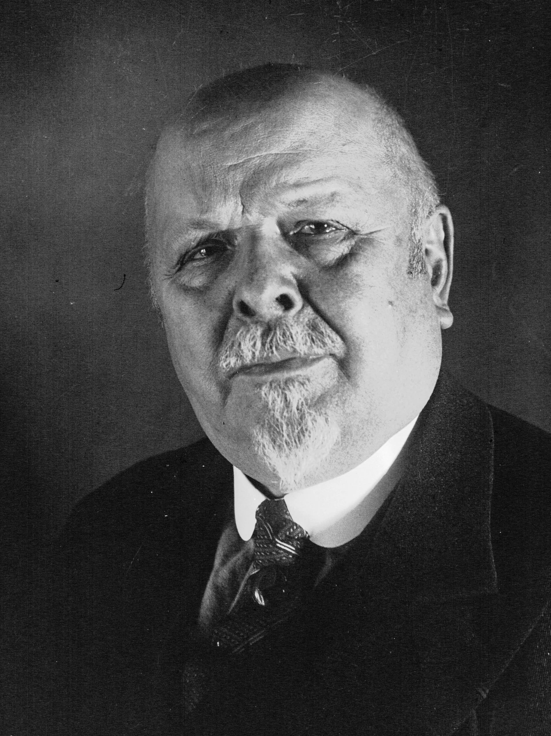 Portrait of Jean Molinié (1868–1936) – memorial page
