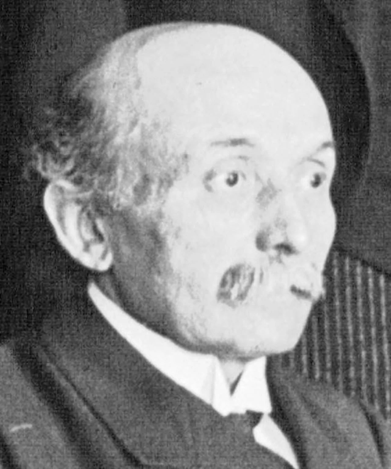 Portrait of Jean Royère (1871–1956) – memorial page