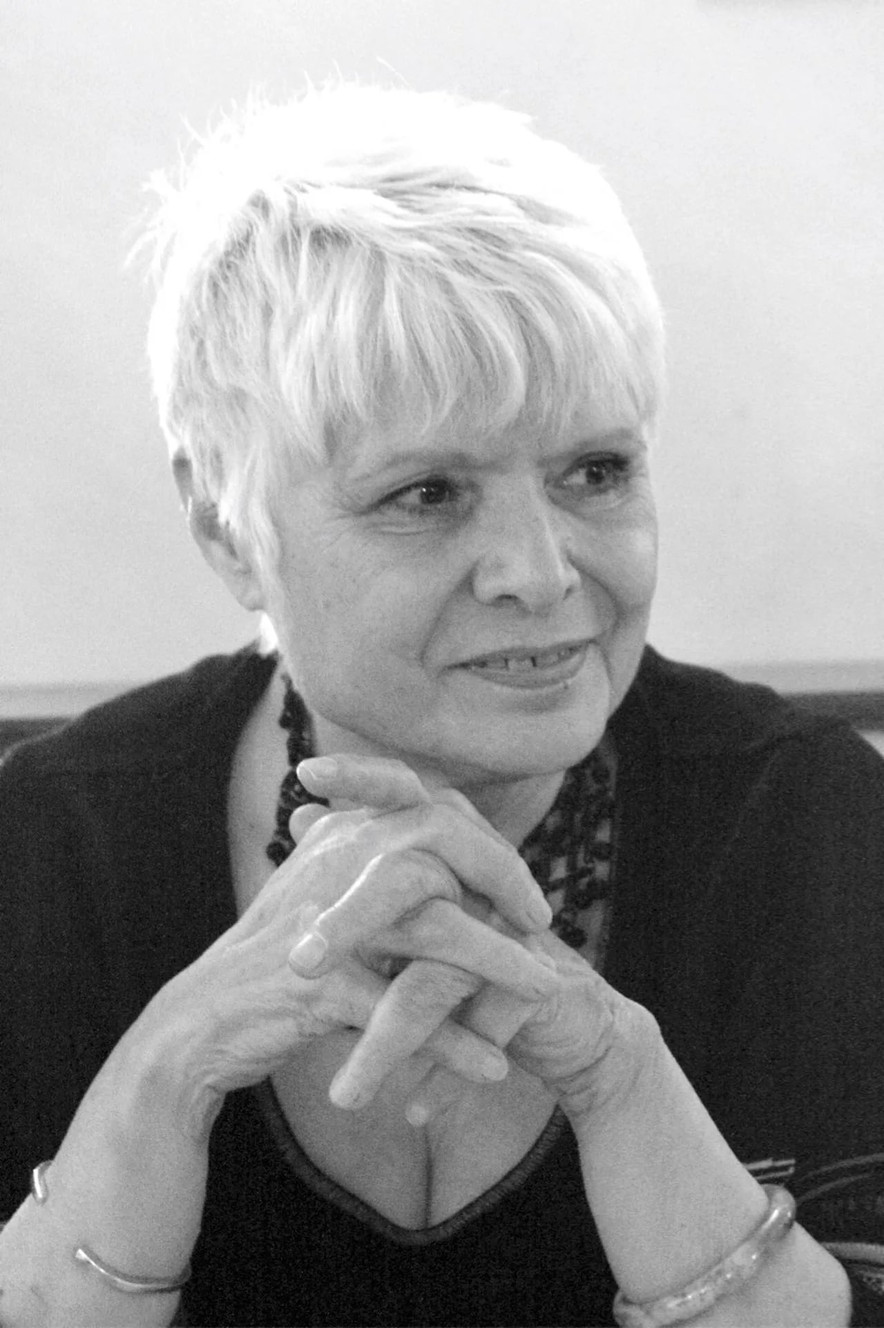Portrait of Jeanine Baude (1946–2021) – memorial page