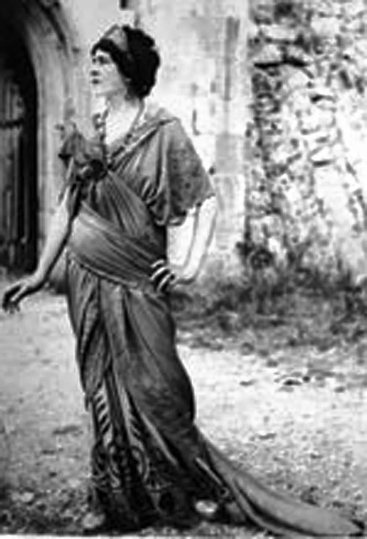 Porträt von Jeanne Delvair (1877–1949) – Gedenkseite