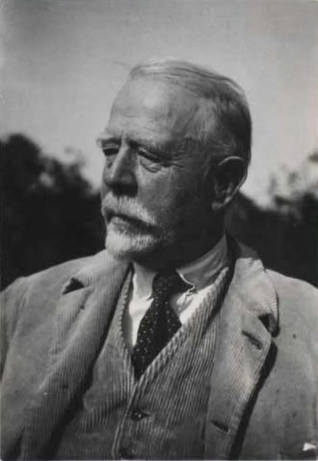 Portrait of Johan Rohde (1856–1935) – memorial page