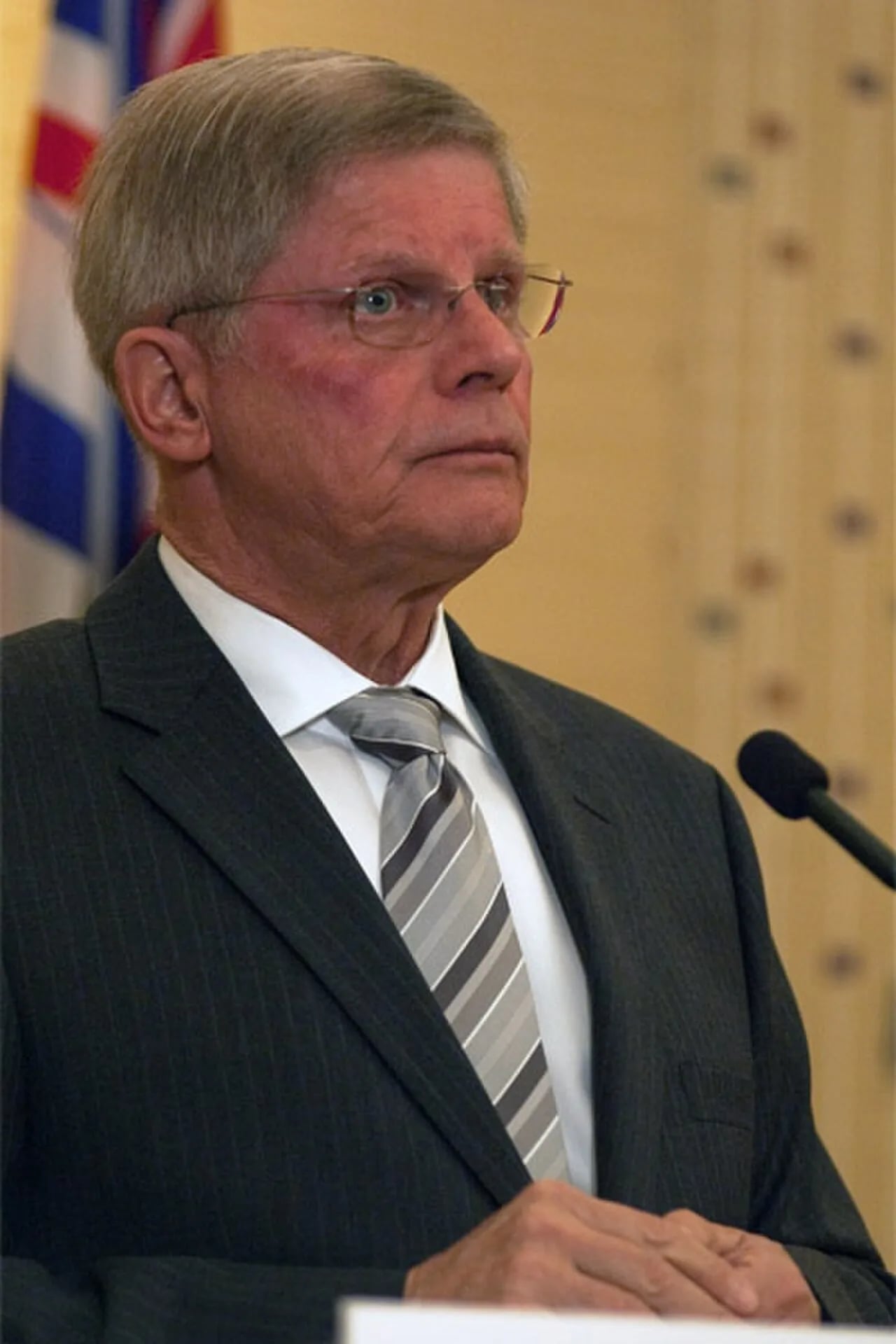Porträt von John Cummins (1942–2025) – Gedenkseite