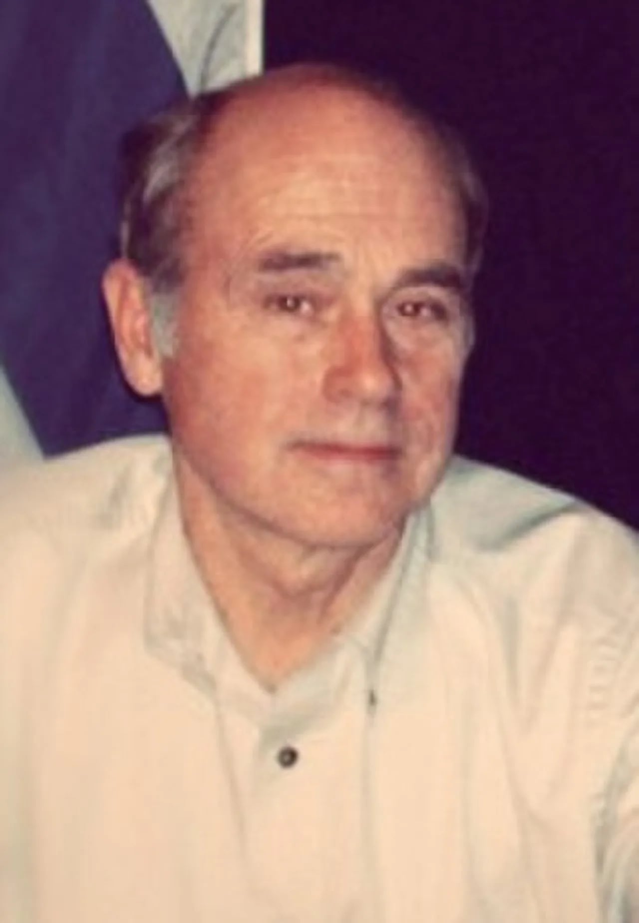 Porträt von John Dunsworth (1946–2017) – Gedenkseite