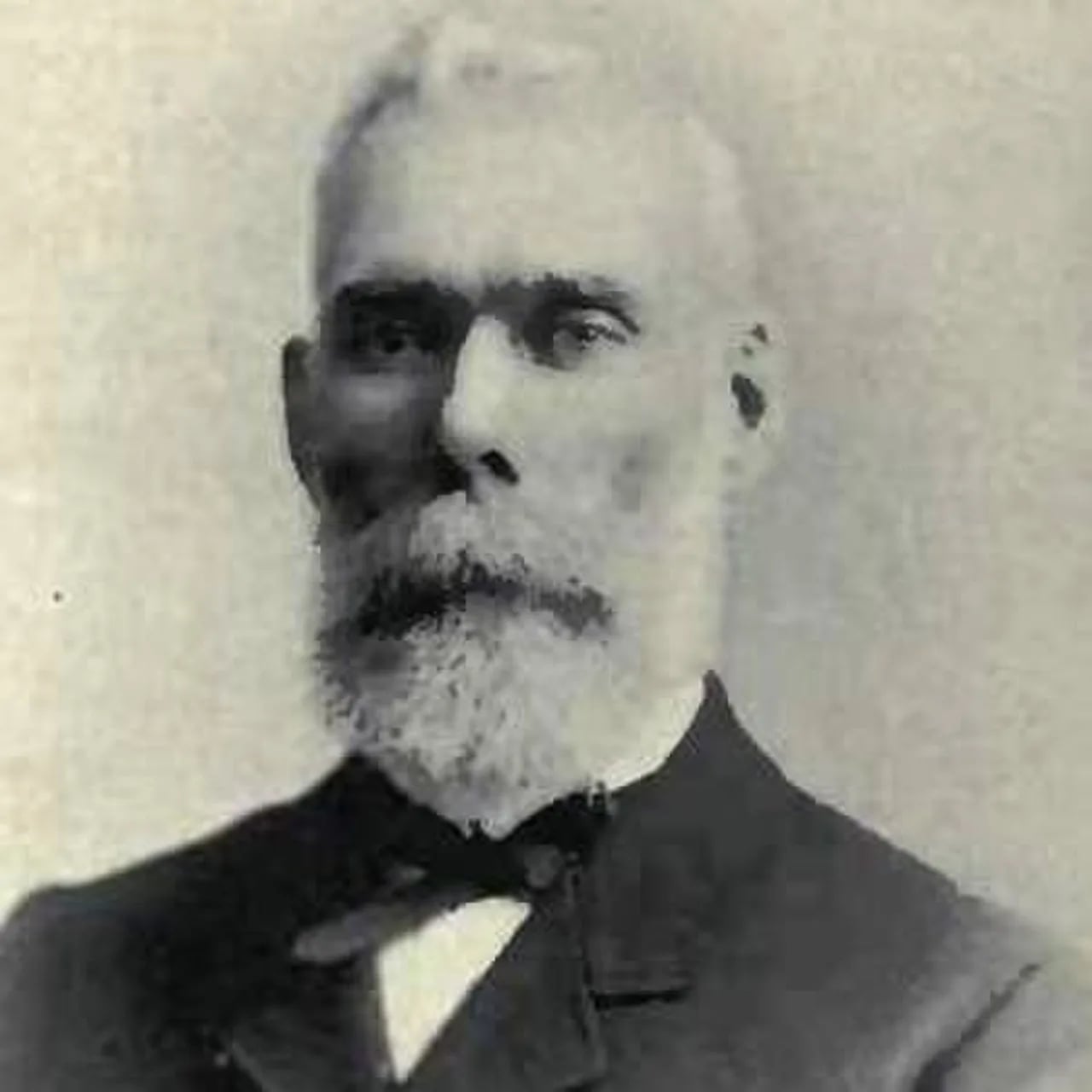 Portrait of John McAlister (1842–1918) – memorial page