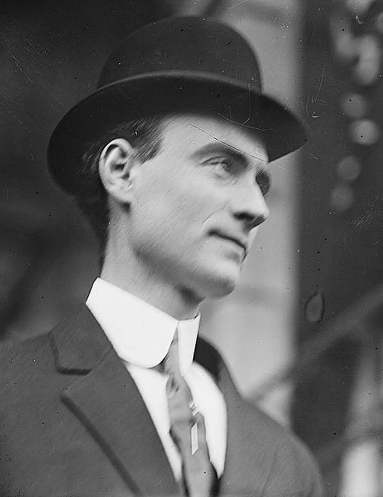 Porträt von John Purroy Mitchel (1879–1918) – Gedenkseite
