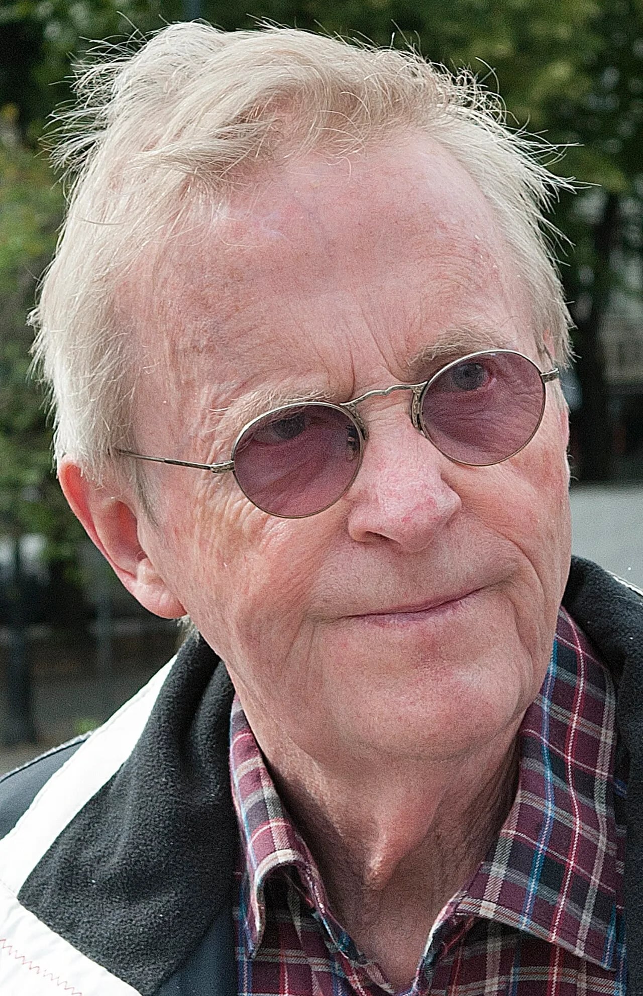 Portrait of Tor Erling Staff (1933–2018) – memorial page