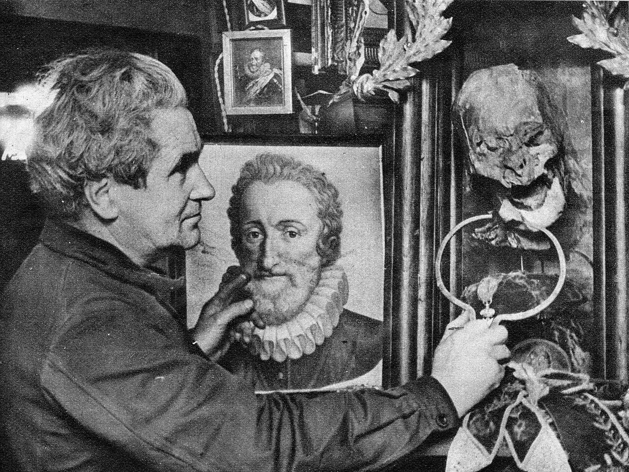 Portrait of Joseph-Émile Bourdais (1881–1946) – memorial page