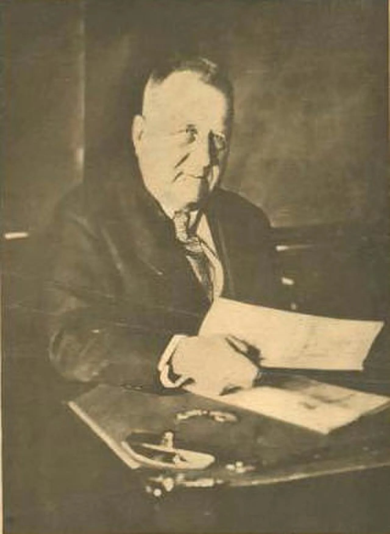 Porträt von Joseph Gauvreau (1870–1942) – Gedenkseite