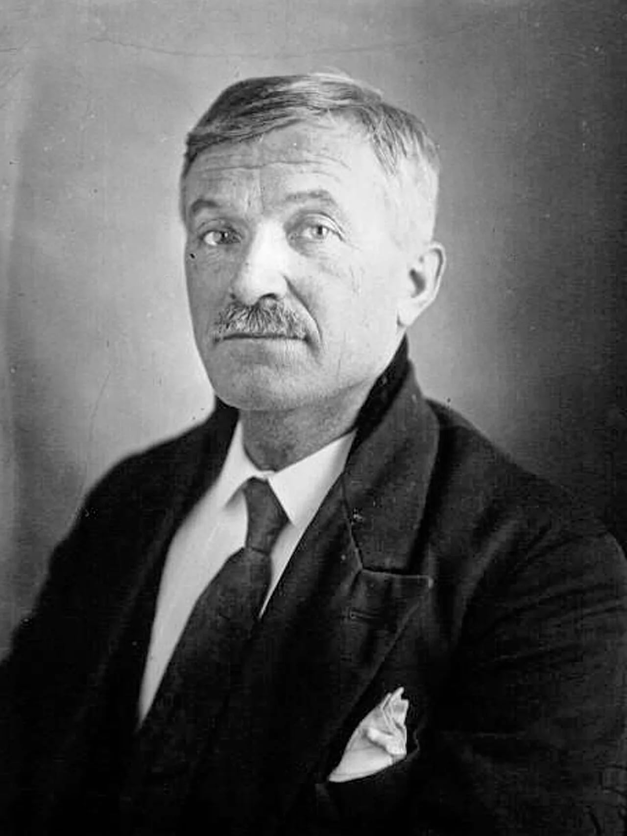 Portrait of Joseph Le Pevedic (1879–1964) – memorial page