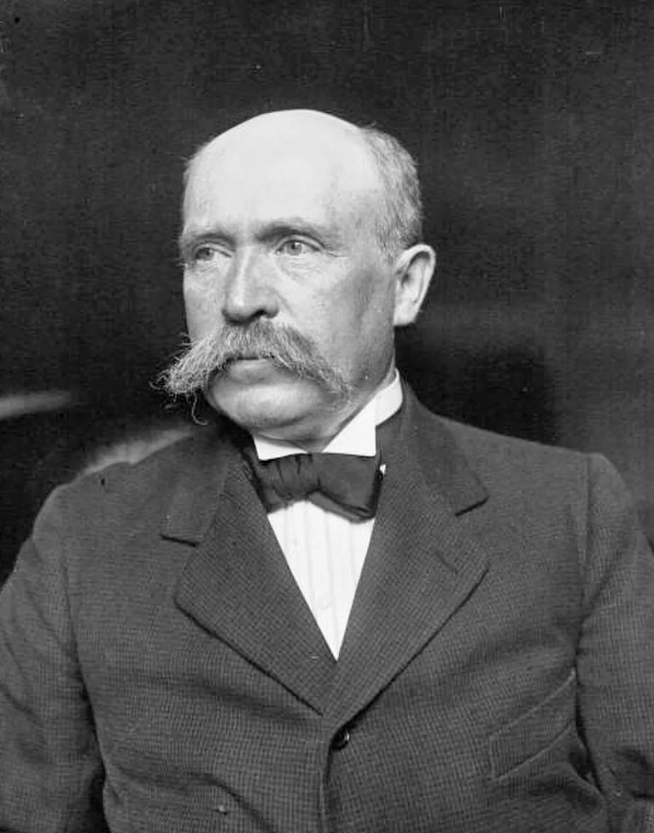 Portrait of Joseph Noulens (1864–1944) – memorial page