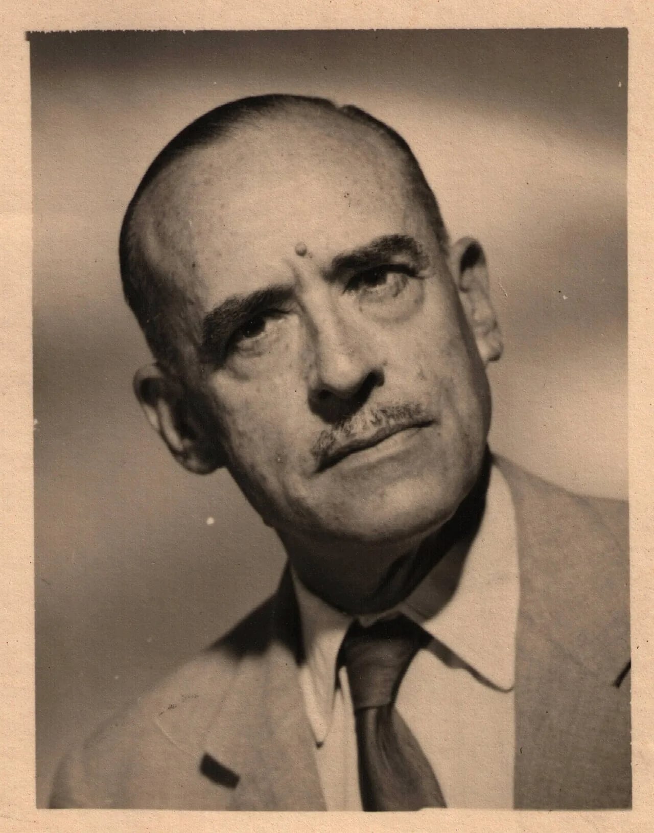 Porträt von Jules Cavroy (1897–1987) – Gedenkseite
