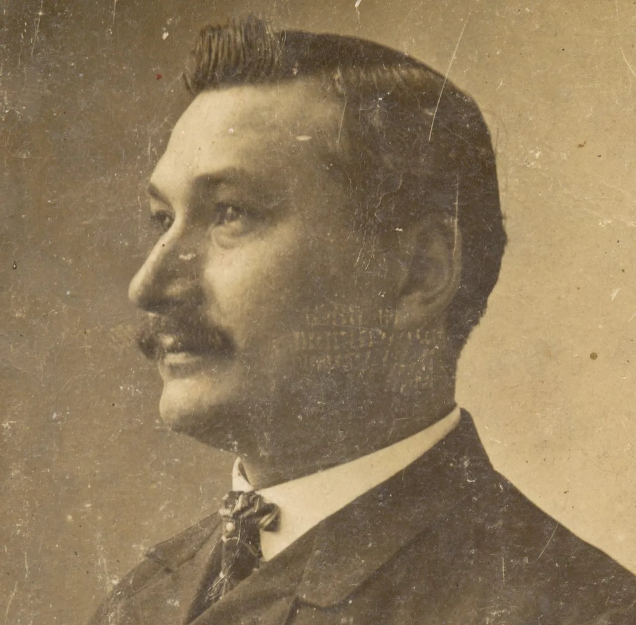 Porträt von Jules Charles Le Guéry (1875–1937) – Gedenkseite