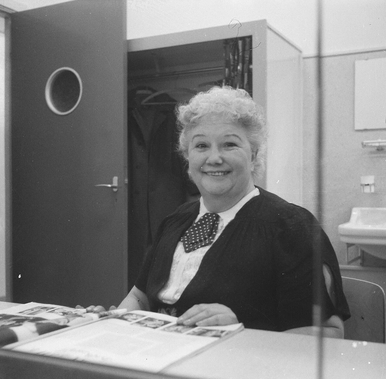 Portrait of Sophie Stein (1892–1973) – memorial page