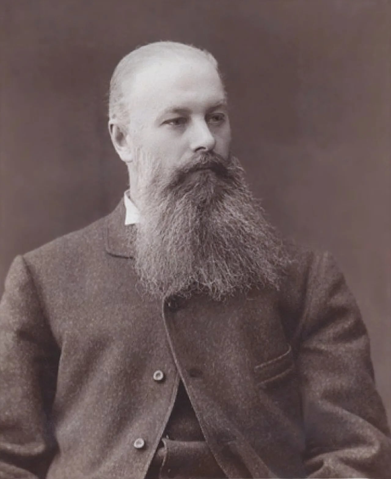 Porträt von Wassili Wassiljewitsch Dokutschajew (1846–1903) – Gedenkseite