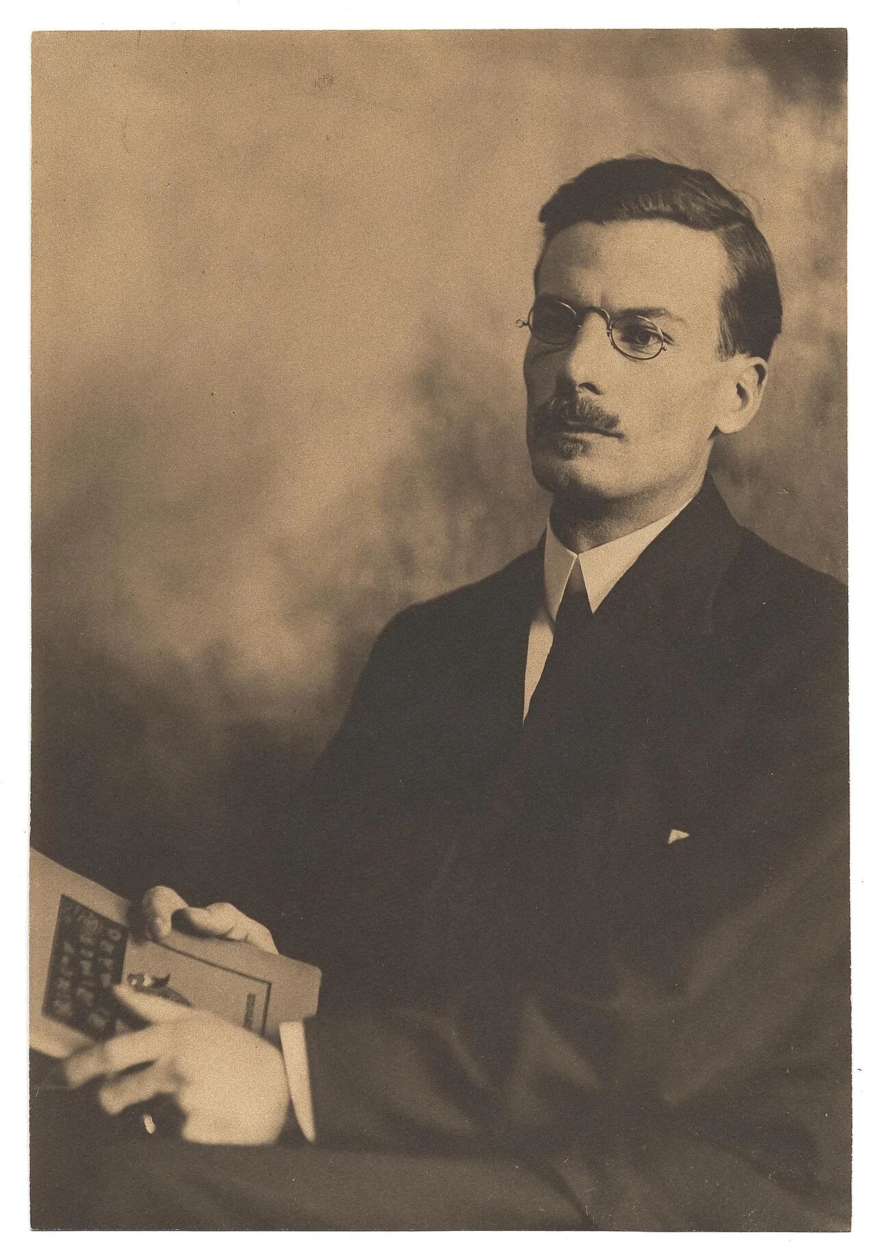 Porträt von Kenneth Hayes Miller (1876–1952) – Gedenkseite