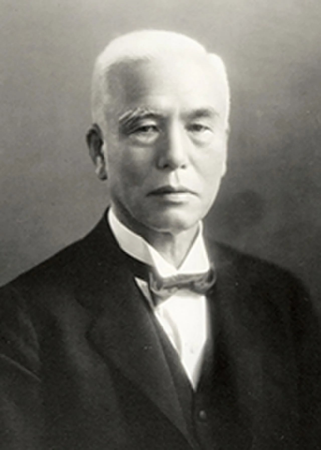 Portrait of Kintaro Hattori (1860–1934) – memorial page
