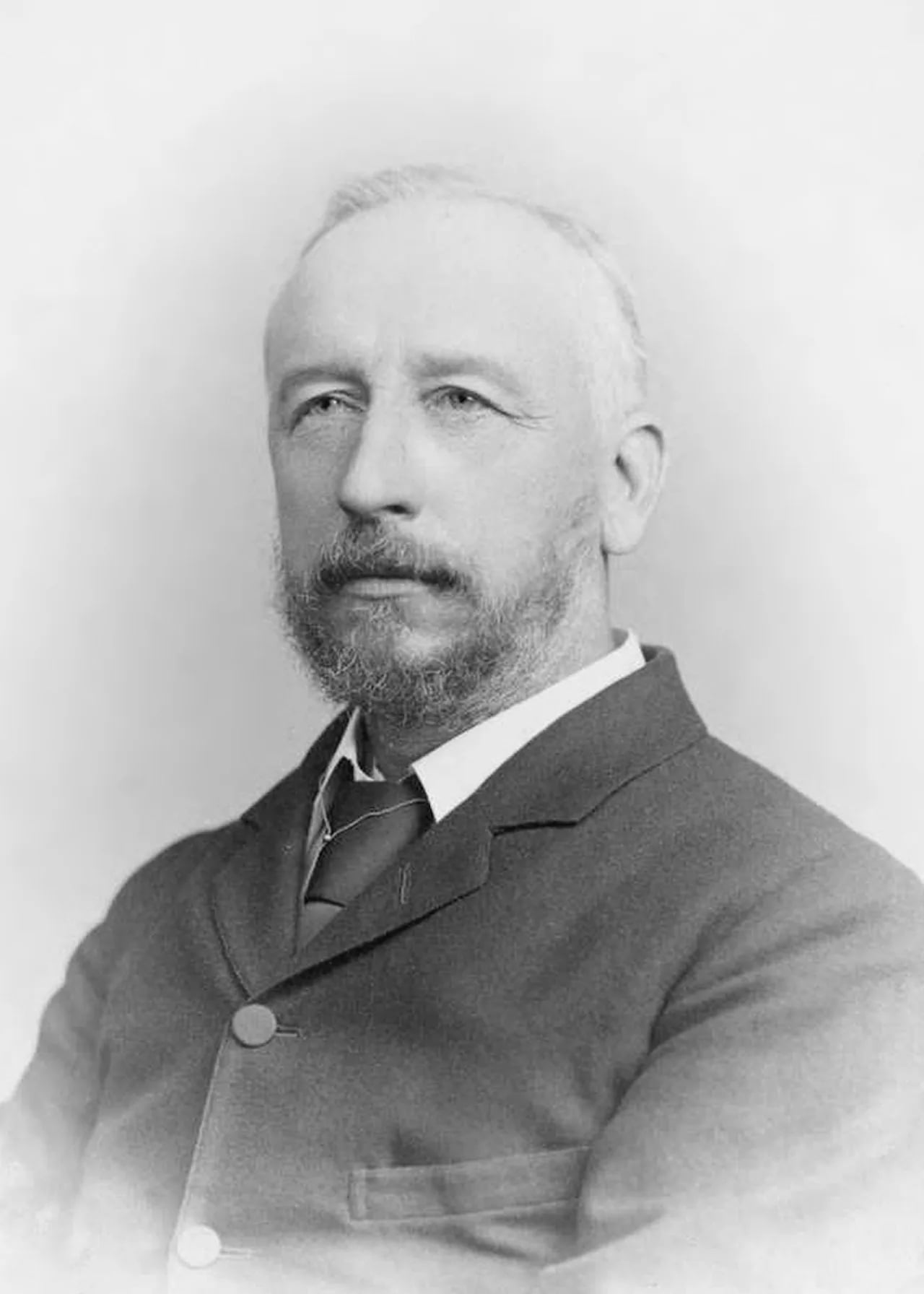Porträt von David Gill (1843–1914) – Gedenkseite