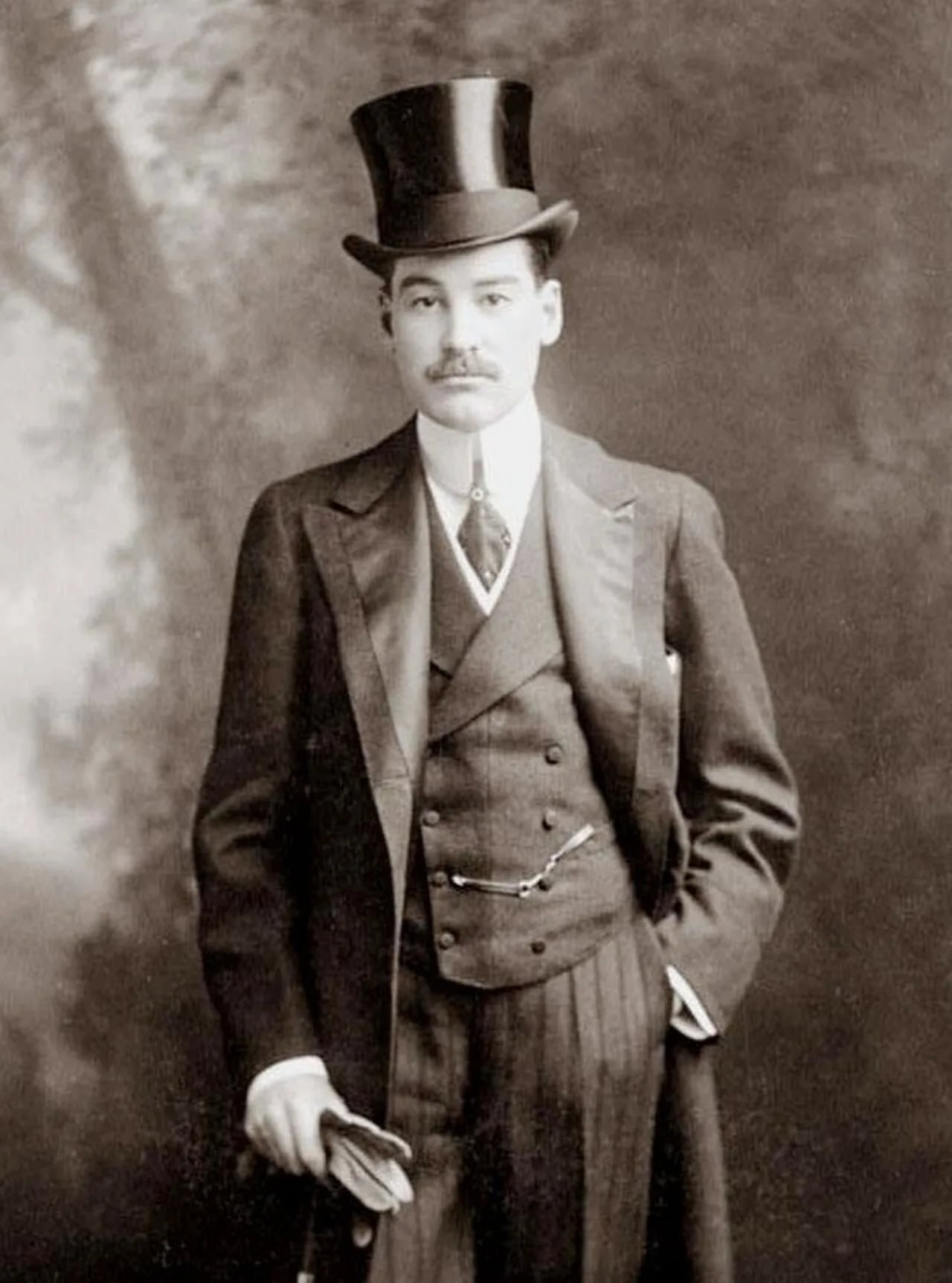 Porträt von Alfred Gwynne Vanderbilt (1877–1915) – Gedenkseite