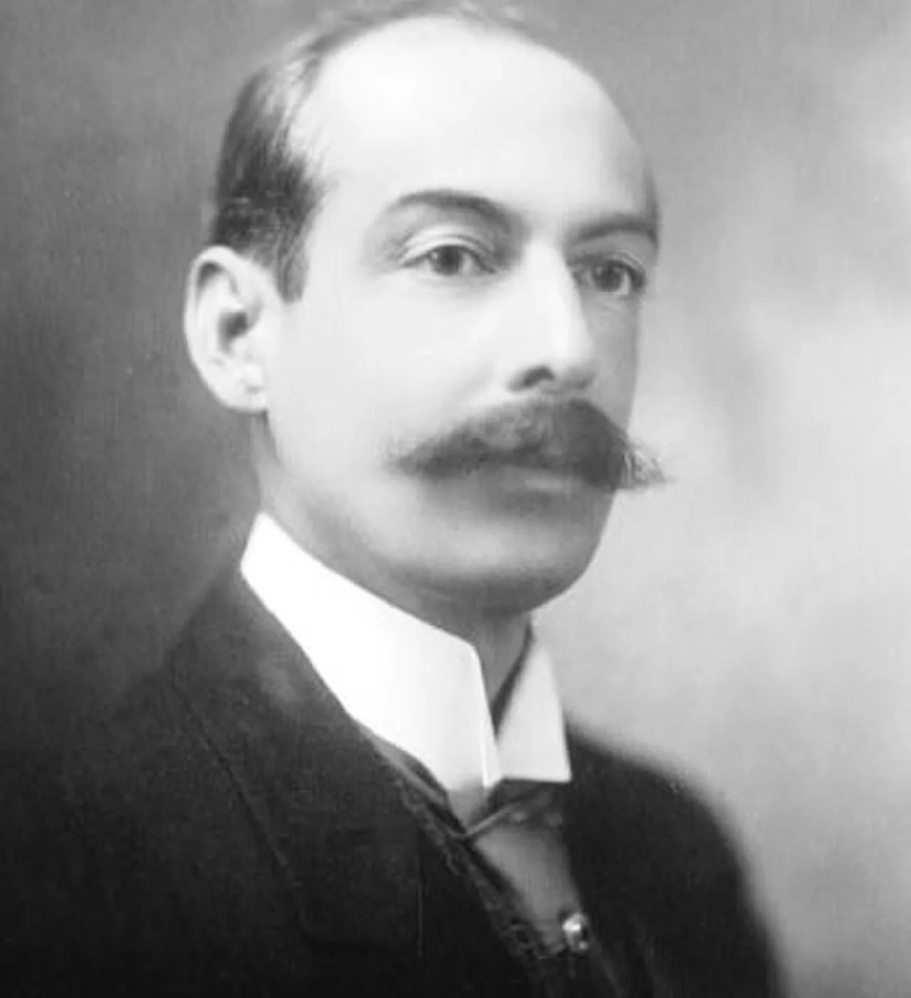 Porträt von Ramón Maximiliano Valdés (1867–1918) – Gedenkseite