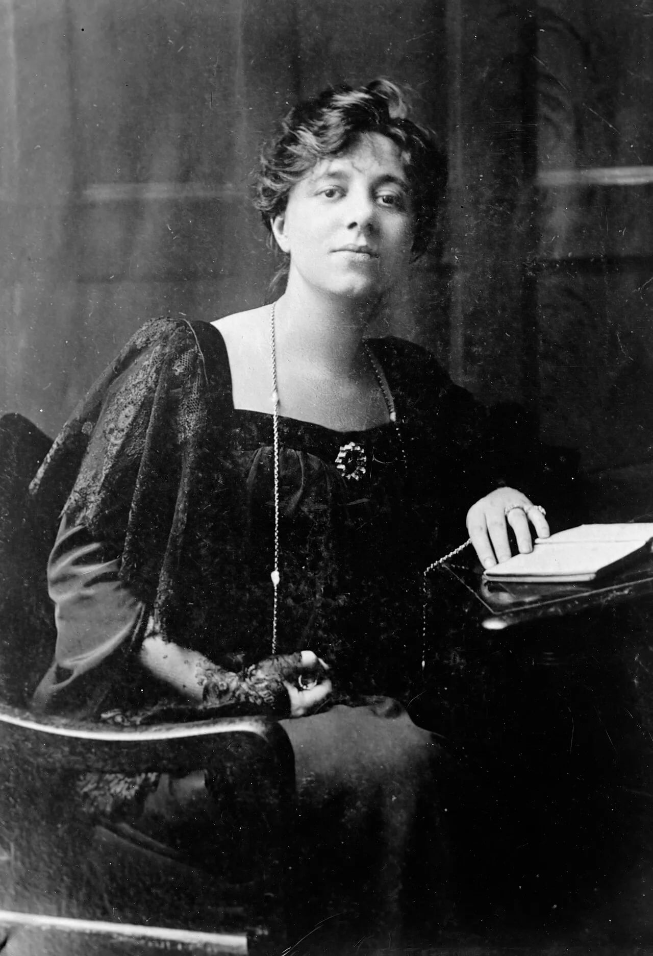 Portrait of Laurence Alma-Tadema (1865–1940) – memorial page