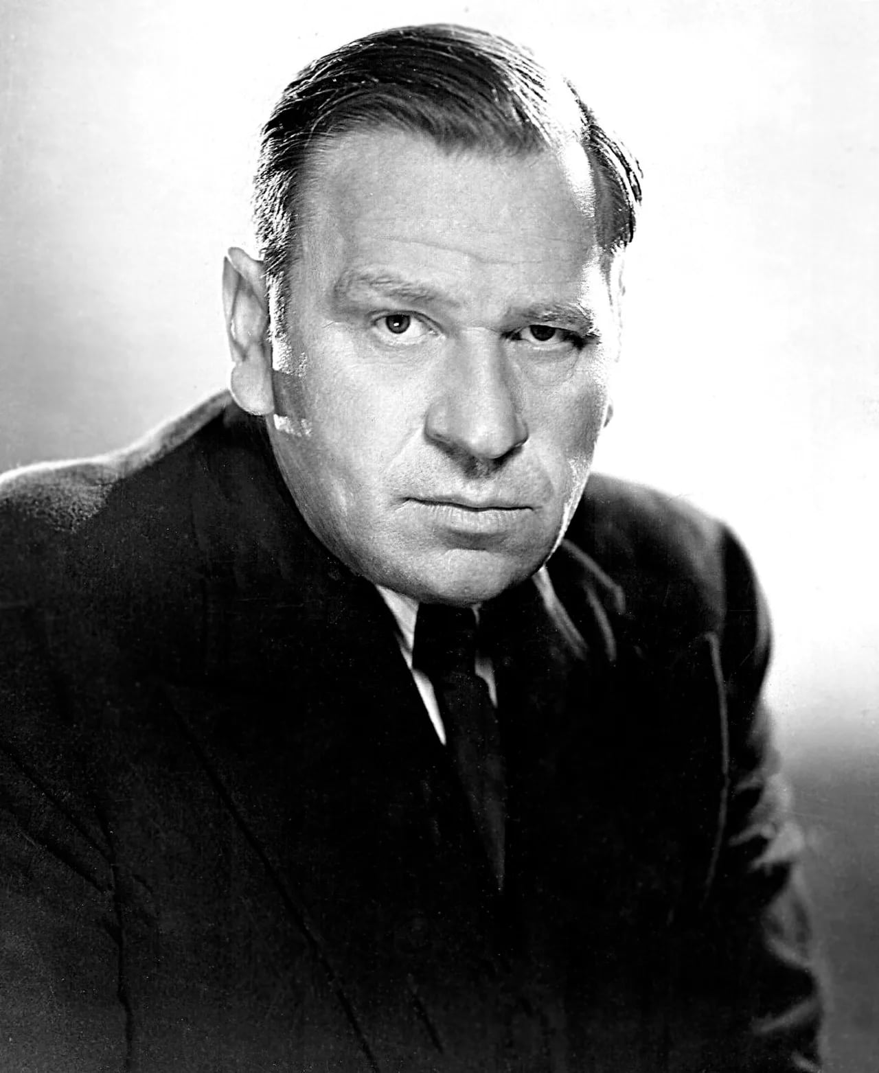 Portrait of Wallace Beery (1885–1949) – memorial page