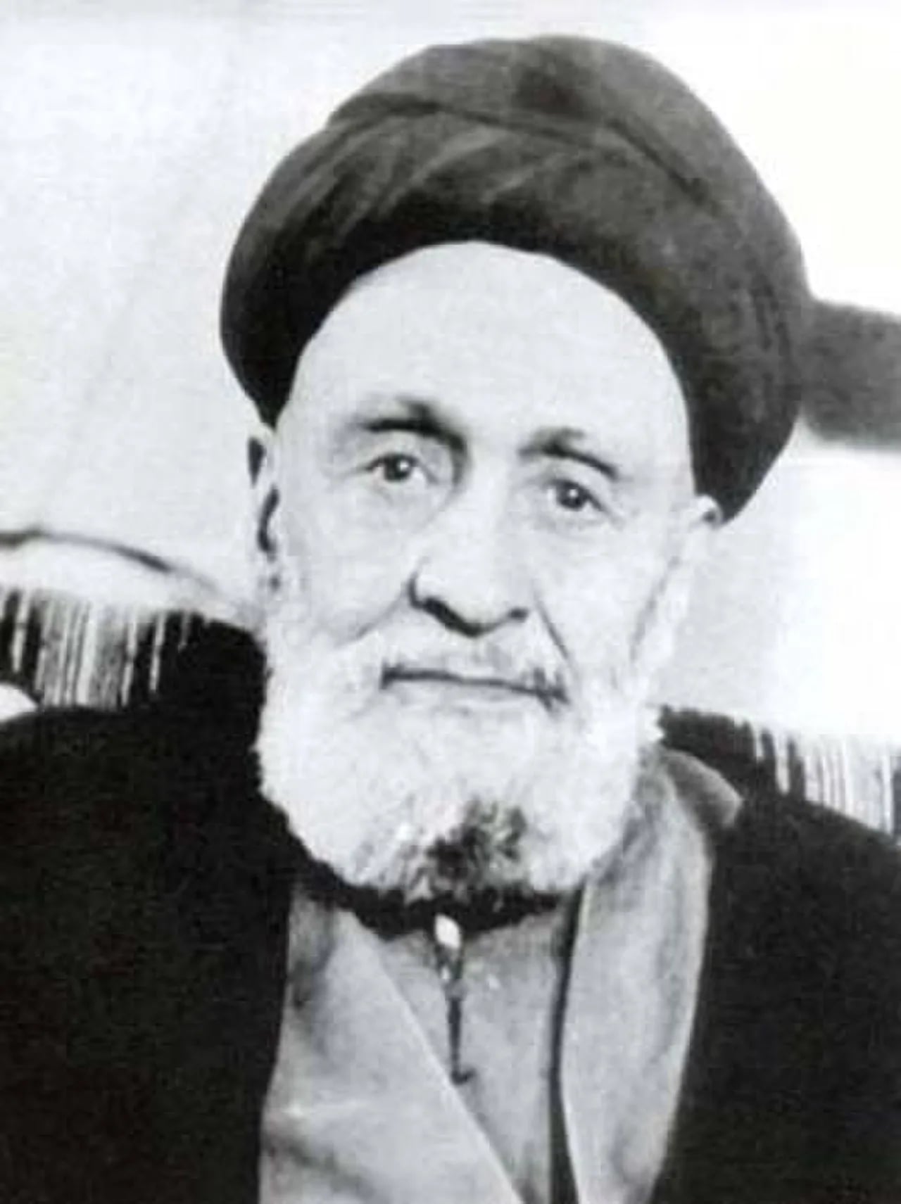 Porträt von Abol-Ghasem Kashani (1882–1962) – Gedenkseite